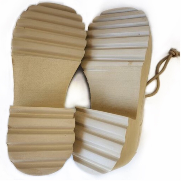 VOLATILE Shag Tan Suede Platform Oxford Shoes - Picture 3 of 4